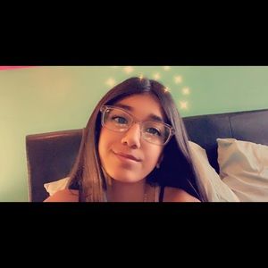 Meet your Posher, Brandy